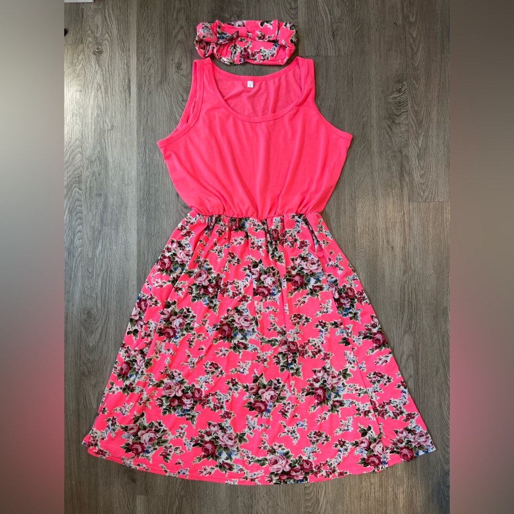 Summer dress w/ head band.